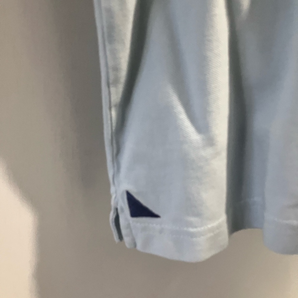 UNTUCKit brand designer light blue pullover golf polo shirt adult size medium - Picture 2 of 10